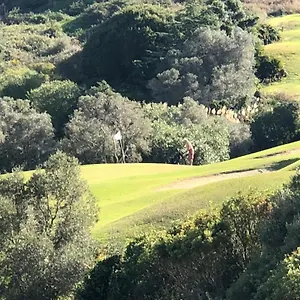 https://duquesa-village-manilva.1costadelsol.com